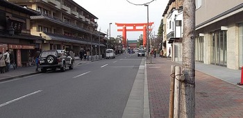 heian-torii.jpg
